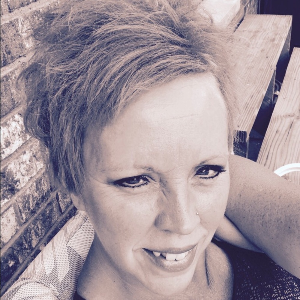 Meet your Posher, Valerie